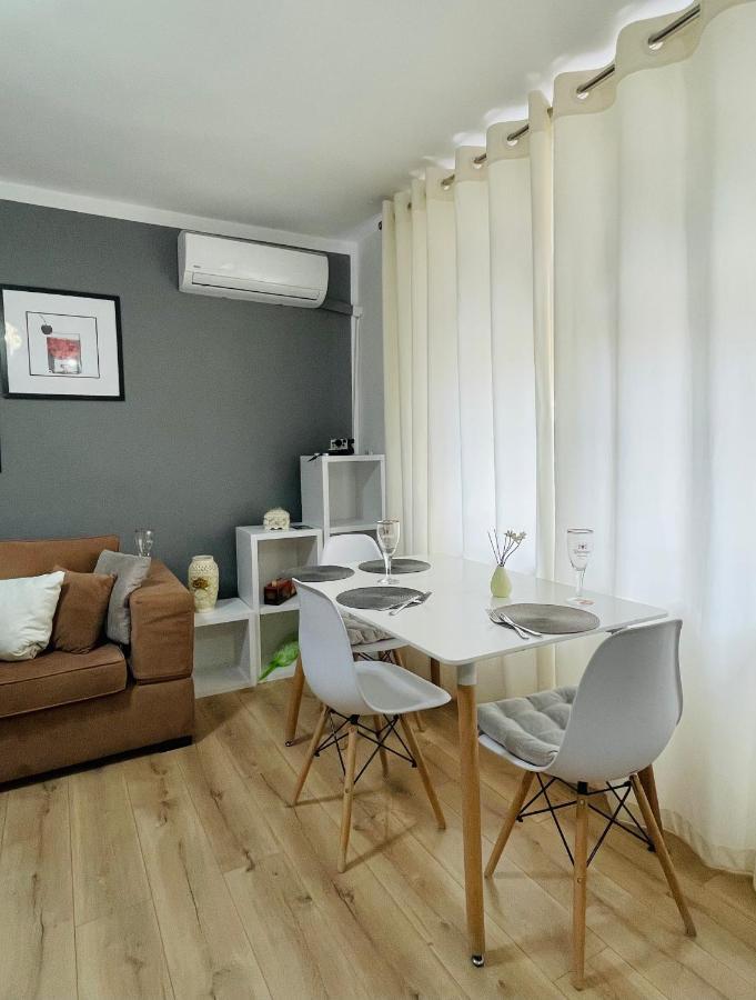 Luel Apartment